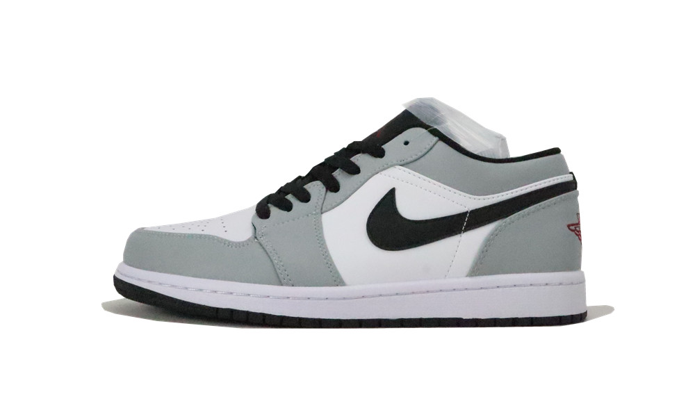 Jordan Mens Air Jordan 1 Low 553558 030...