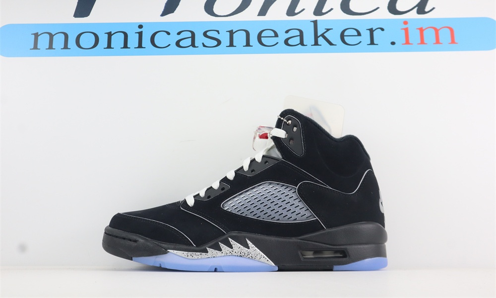 Jordan 5 Black Metallic Reimagined