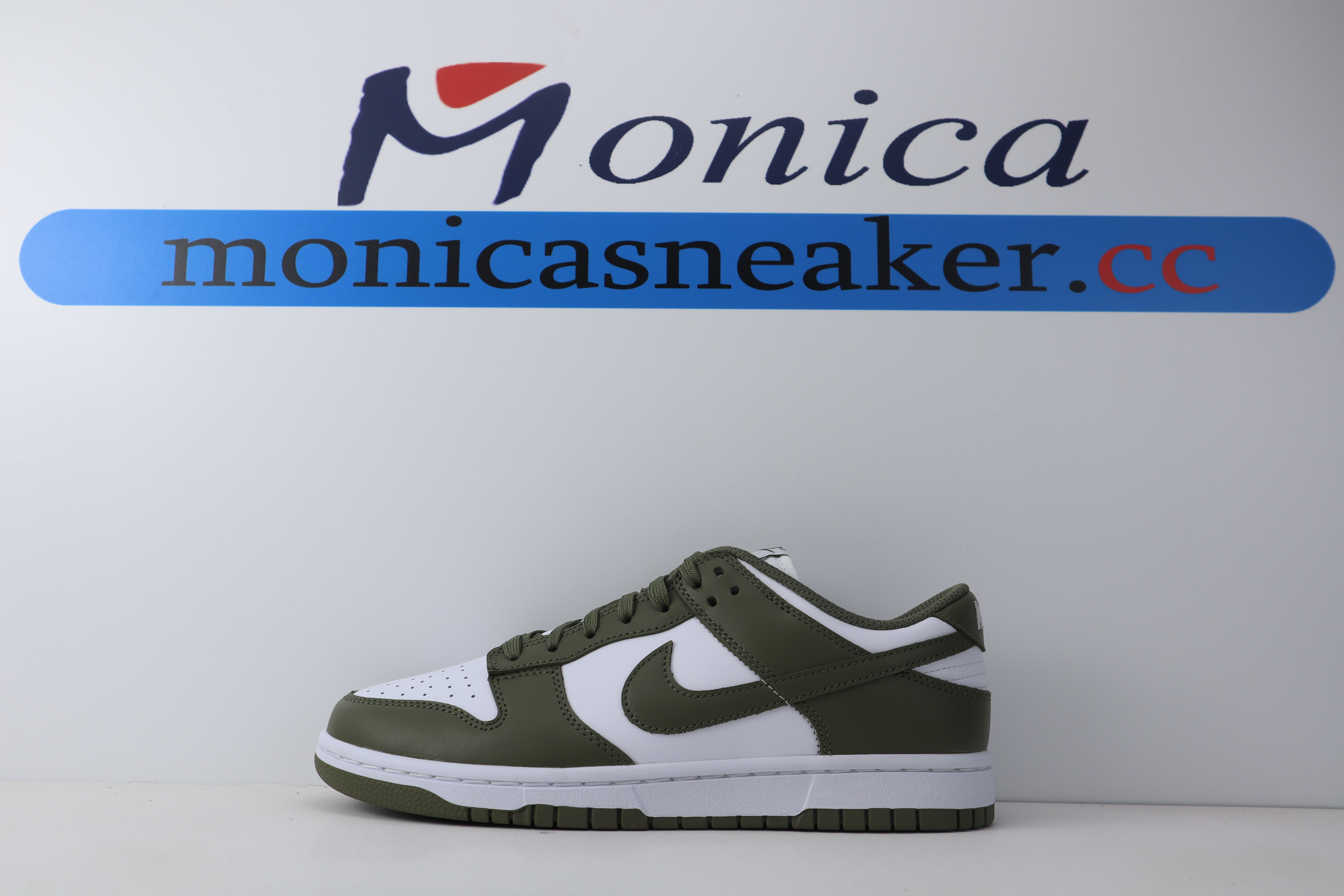 M batch Dunk Low Medium Olive M batch Dunk Low Medium Olive