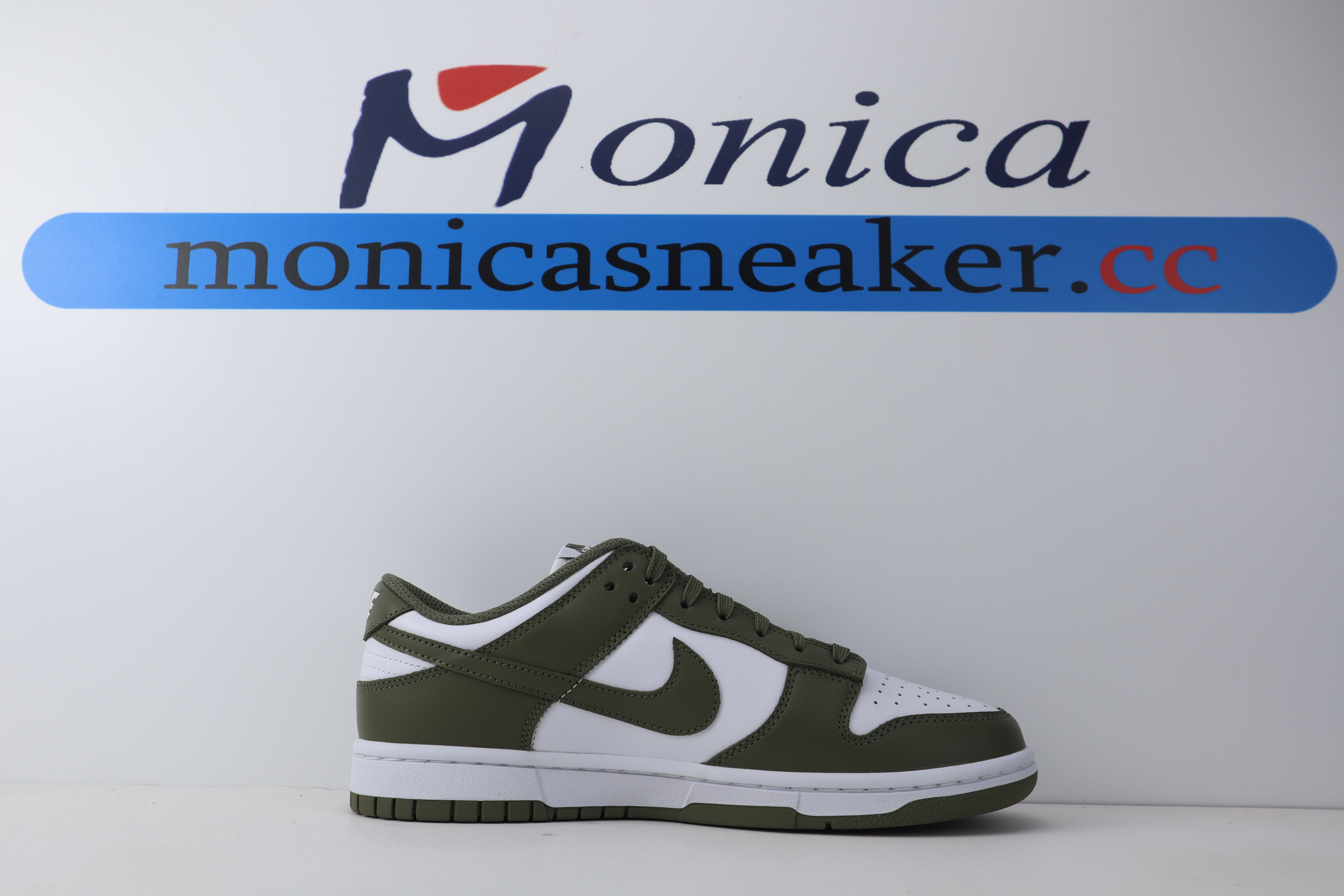 M batch Dunk Low Medium Olive M batch Dunk Low Medium Olive