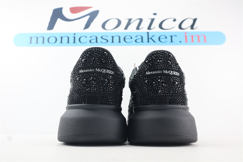 ALEXANDER MCQUEEN black crystal ALEXANDER MCQUEEN black crystal