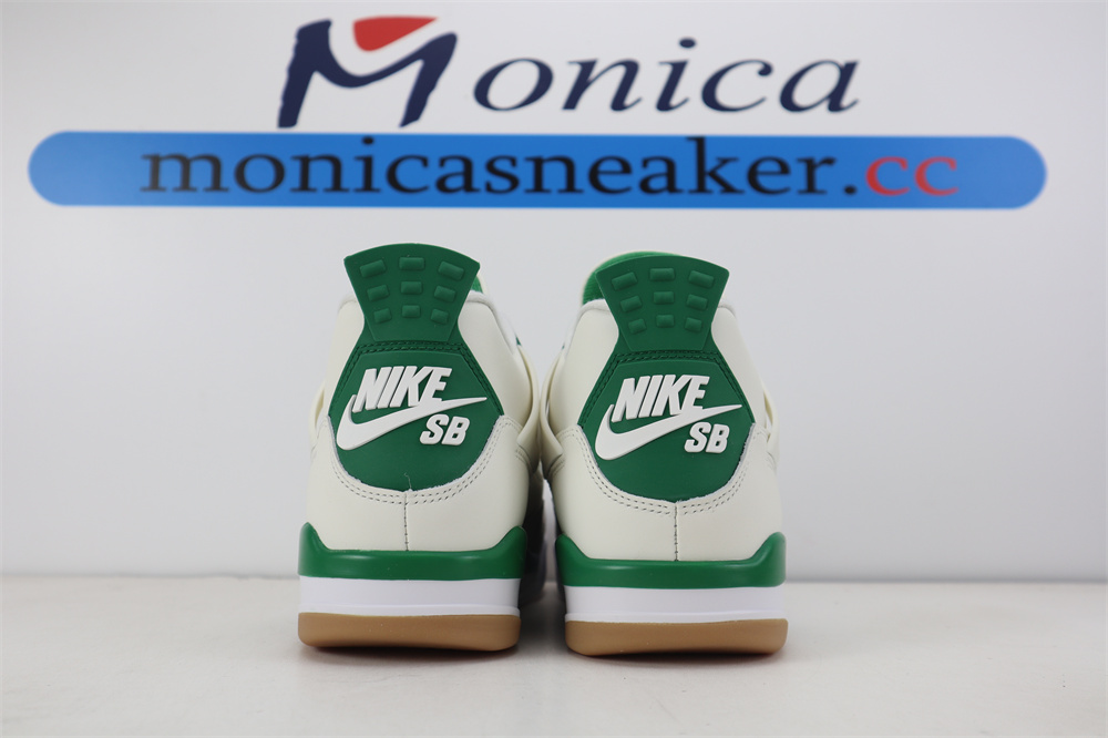 2.0 NIKE SB X AIR JORDAN 4 PINE GREEN 2.0 NIKE SB X AIR JORDAN 4 PINE GREEN