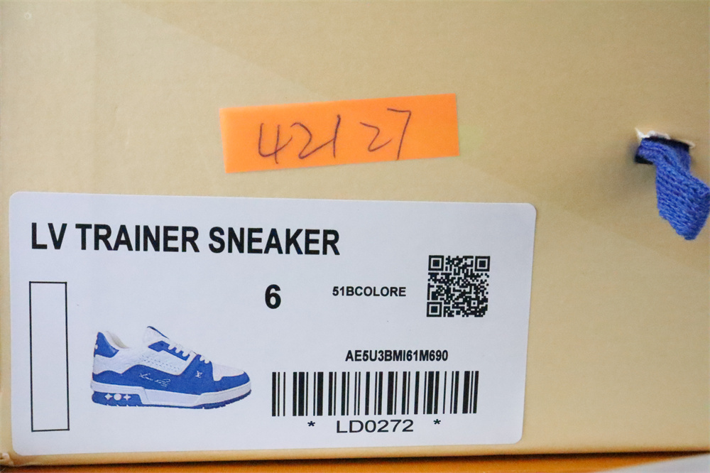 L*V Blue Monogram Trainers L*V Blue Monogram Trainers
