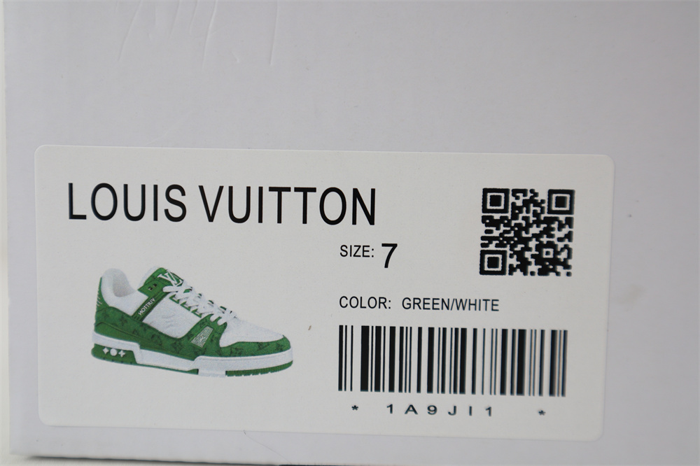 L..V Trainer TRIPLE Green L..V Trainer TRIPLE Green