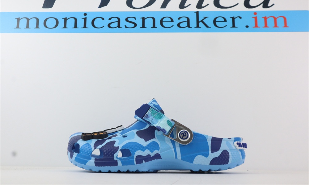 Crocs Classic Clog A Bathing Ape ABC Camo Blue